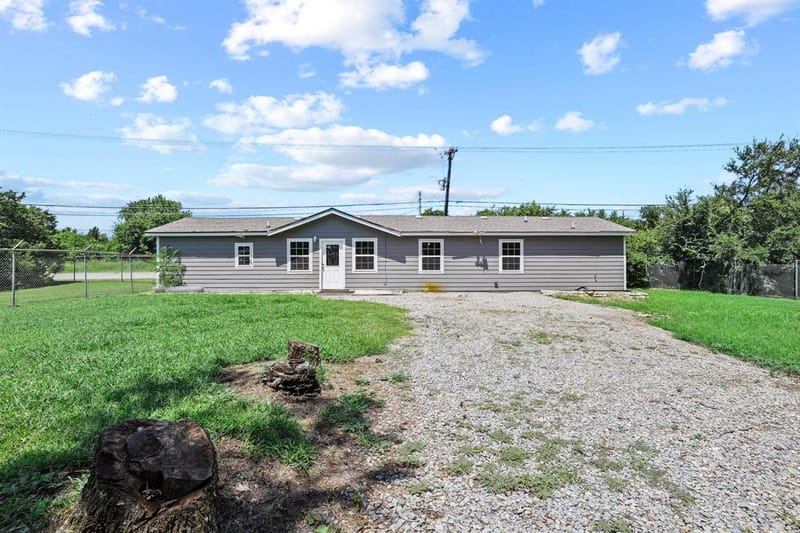 231 Juniper Drive, Pottsboro TX 75076 - Photo 2