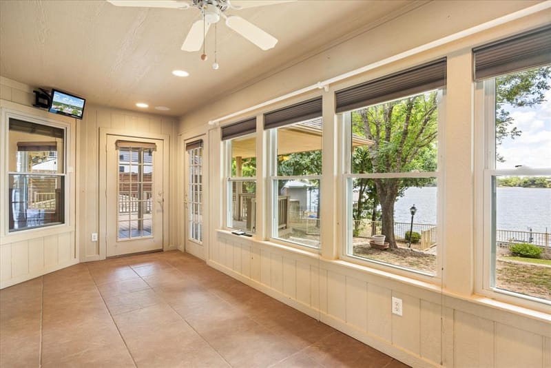 105 Casas Del Sur Street, Granbury TX 76049 - Photo 22