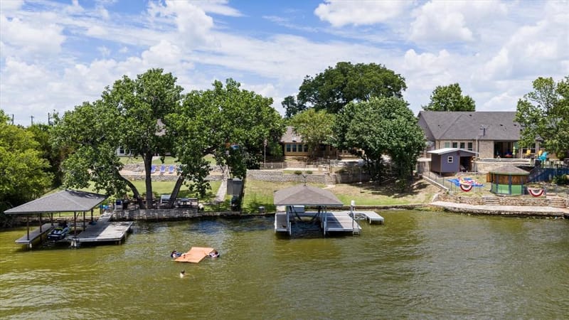 105 Casas Del Sur Street, Granbury TX 76049 - Photo 37