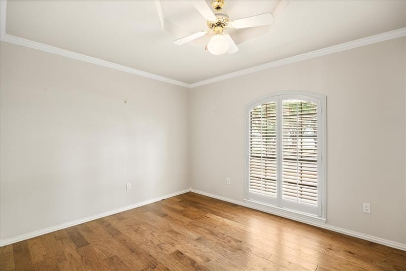 105 Casas Del Sur Street, Granbury TX 76049 - Photo 11