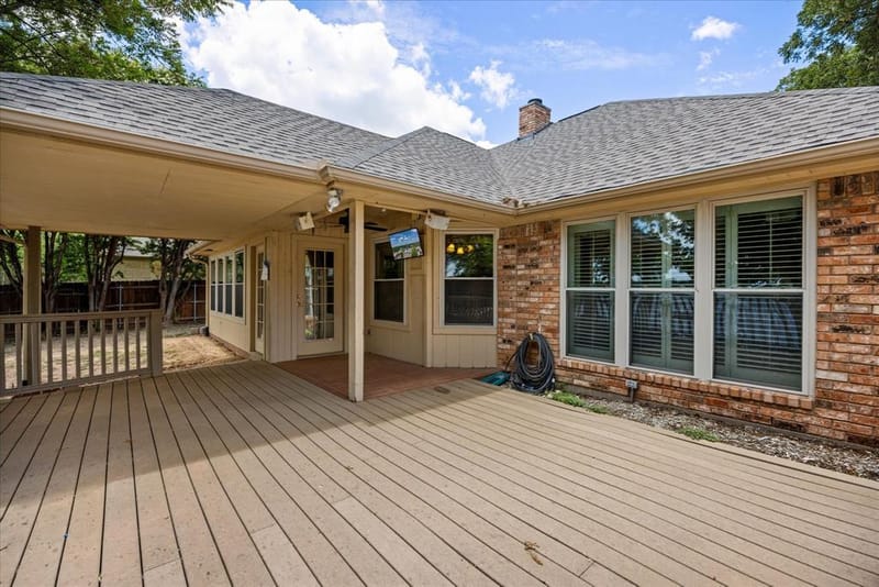 105 Casas Del Sur Street, Granbury TX 76049 - Photo 31