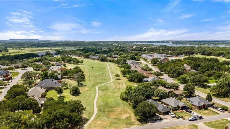 8724 Bellechase Road, Granbury TX 76049 - Photo 32