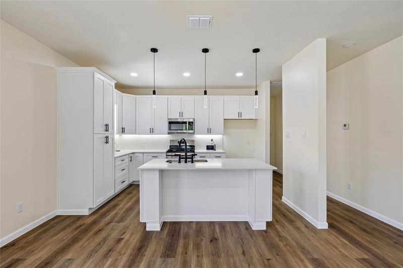 1404 E Cannon Street, Fort Worth TX 76104 - Photo 8