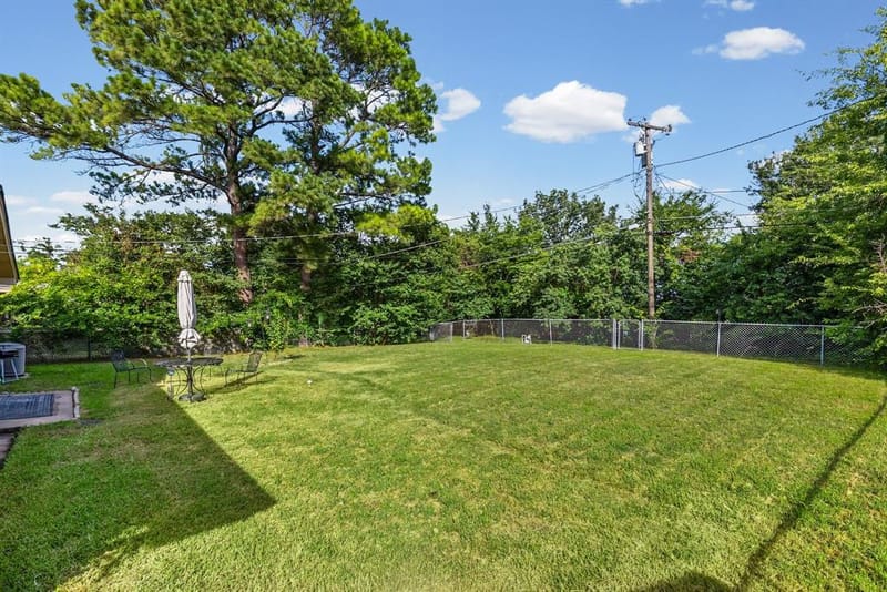 5213 Hilltop Drive, Greenville TX 75402 - Photo 23