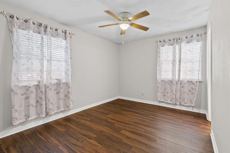 5213 Hilltop Drive, Greenville TX 75402 - Photo 15