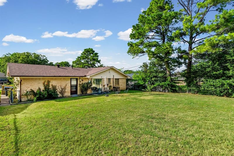 5213 Hilltop Drive, Greenville TX 75402 - Photo 25