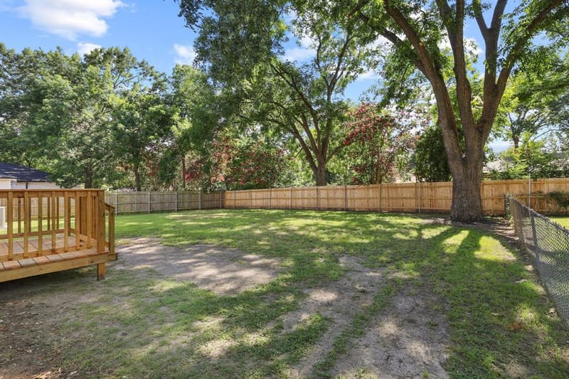 709 Lipscomb Street, Bonham TX 75418 - Photo 28