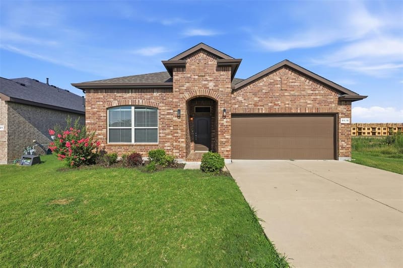 9925 Wynndel Trail, Fort Worth TX 76177 - Photo 2