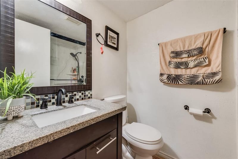 527 Towne House Lane, Richardson TX 75081 - Photo 12