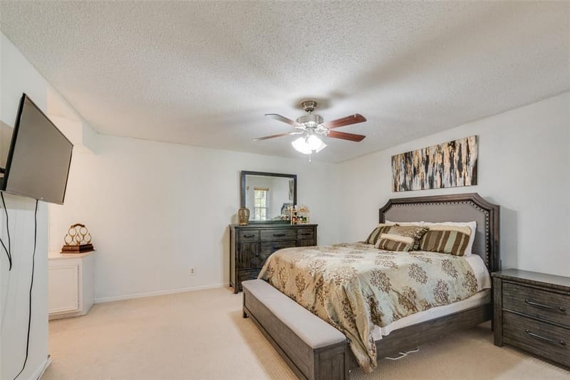 527 Towne House Lane, Richardson TX 75081 - Photo 11