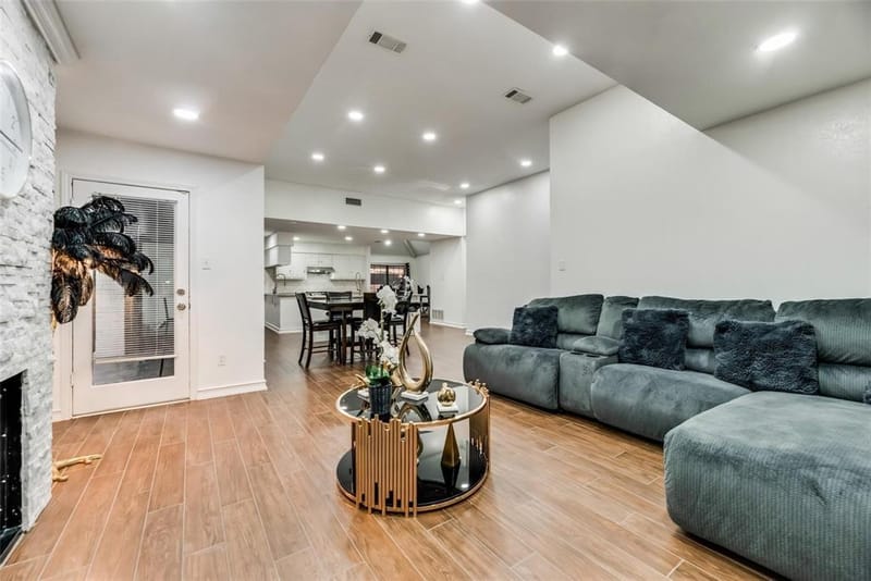 7306 Highland Glen Trail, Dallas TX 75248 - Photo 5