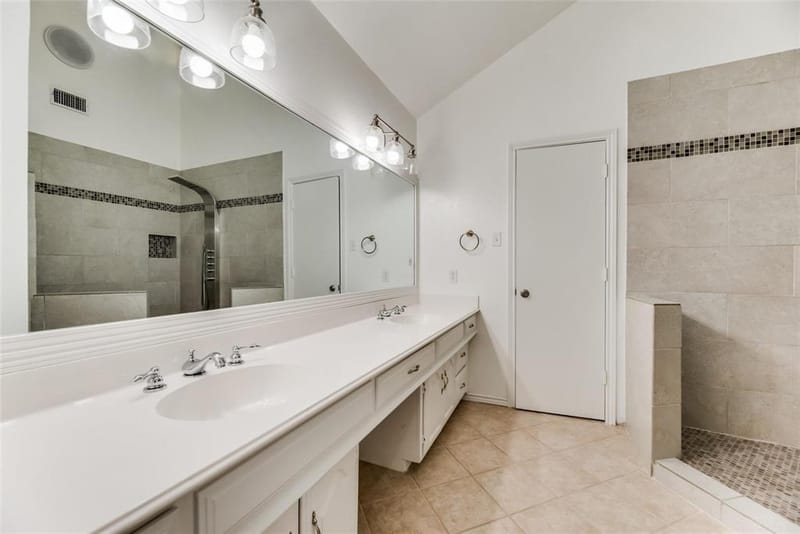 7306 Highland Glen Trail, Dallas TX 75248 - Photo 10
