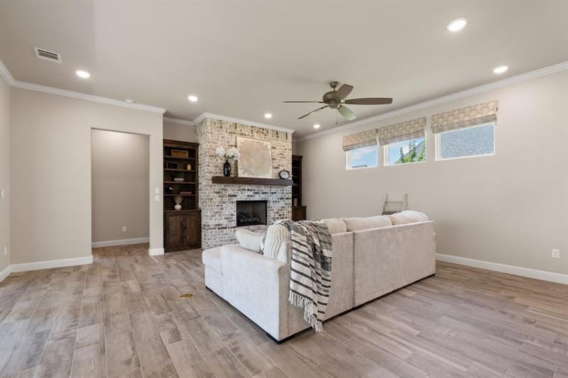 2407 Vineyard Drive, Granbury TX 76048 - Photo 15