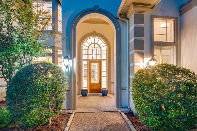 17919 Castle Bend Drive, Dallas TX 75287 - Photo 3
