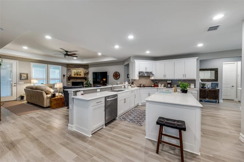 1116 Cornerstone Drive, Little Elm TX 76227