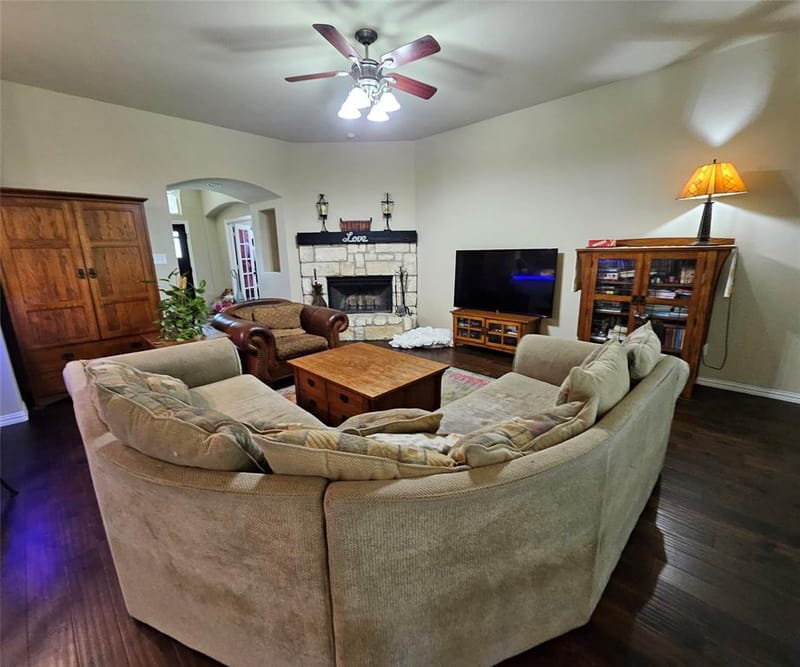 125 Brady Coleman Lane, Springtown TX 76082 - Photo 9