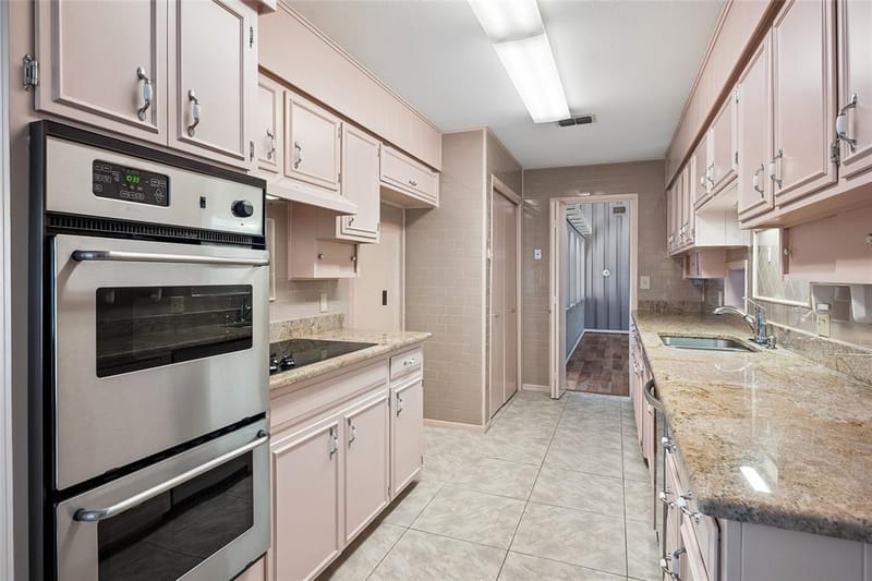 1204 Springwood Court, Euless TX 76040 - Photo 13