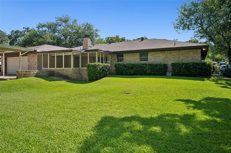 1204 Springwood Court, Euless TX 76040 - Photo 36
