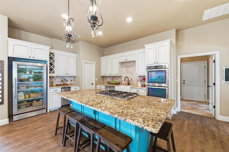 128 E Remuda Court, Fort Worth TX 76108 - Photo 3