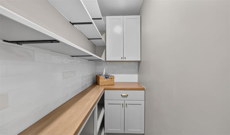 Address withheld at seller's request - Photo 18