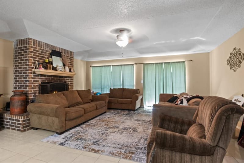 206 Carr Drive, Mount Pleasant TX 75455 - Photo 2