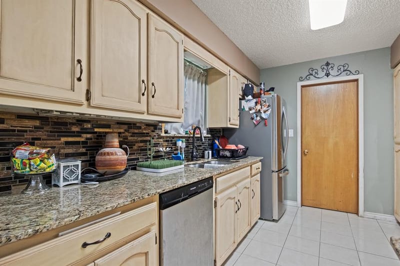 206 Carr Drive, Mount Pleasant TX 75455 - Photo 6