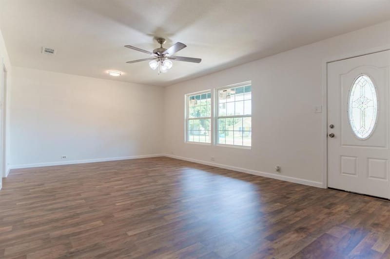 103 N 6th Street E, Dawson TX 76639 - Photo 2