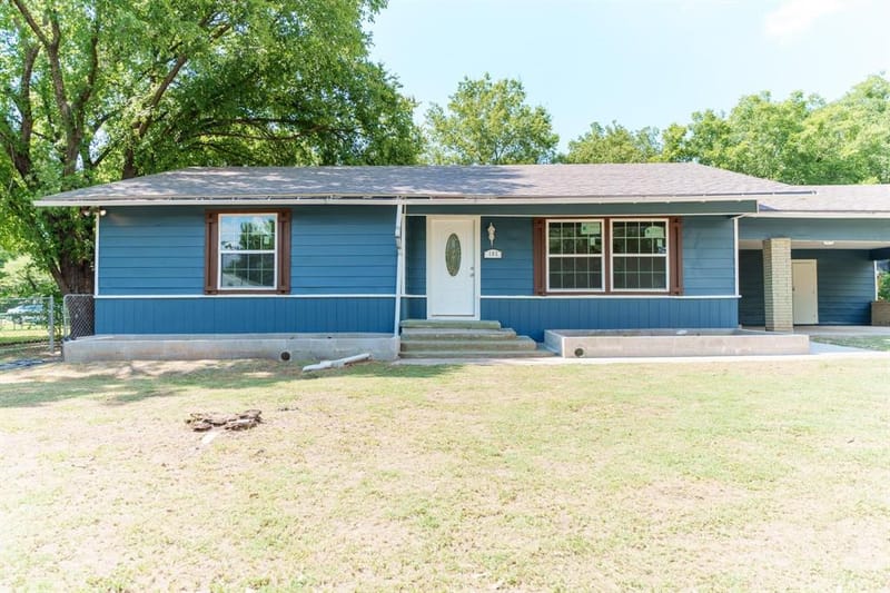 103 N 6th Street E, Dawson TX 76639