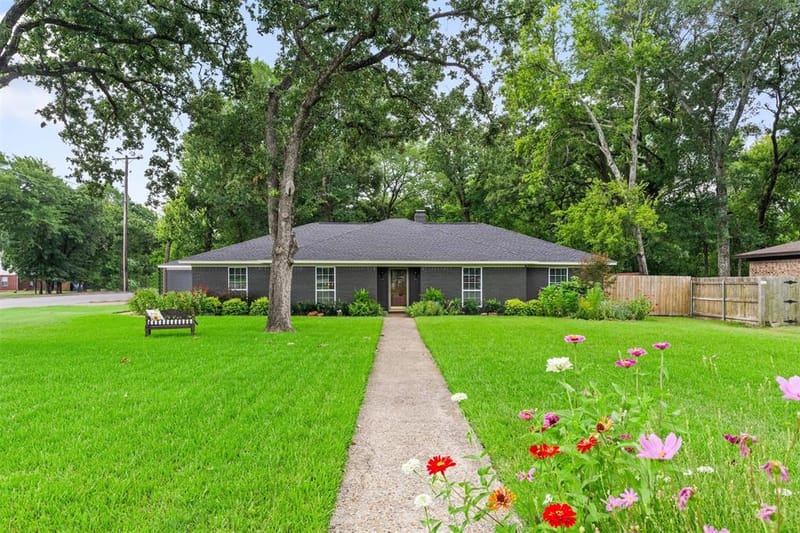 1401 Bowie Circle, Corsicana TX 75110 - Photo 34