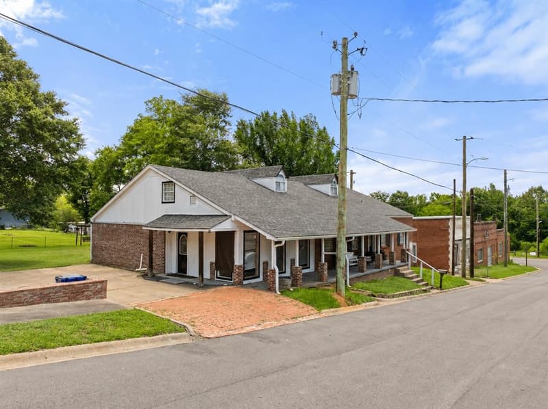 110 Church Street, Winona TX 75792