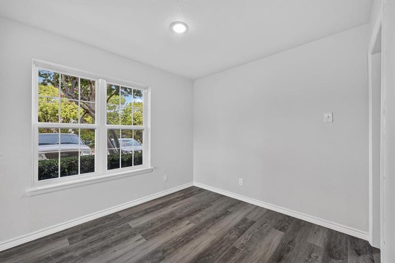 1801 E Grauwyler Road # 101, Irving TX 75061 - Photo 32