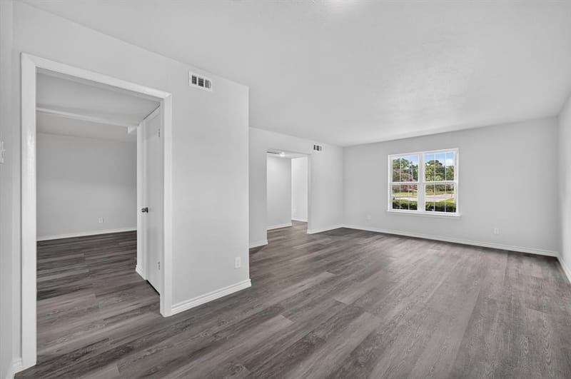 1801 E Grauwyler Road # 101, Irving TX 75061 - Photo 33