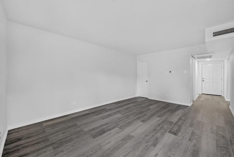 1801 E Grauwyler Road # 101, Irving TX 75061 - Photo 8