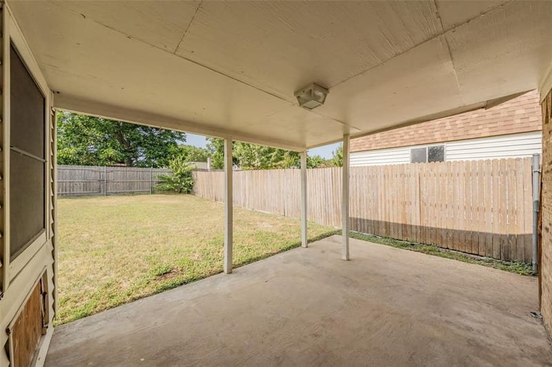 1413 Lamplighter Lane, Edgecliff Village TX 76134 - Photo 29