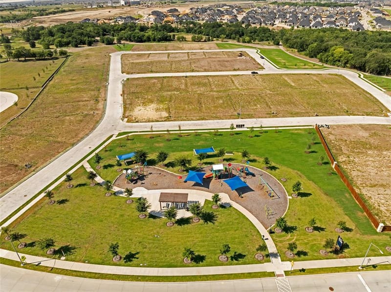16916 Sophora Avenue, Justin TX 76247 - Photo 36