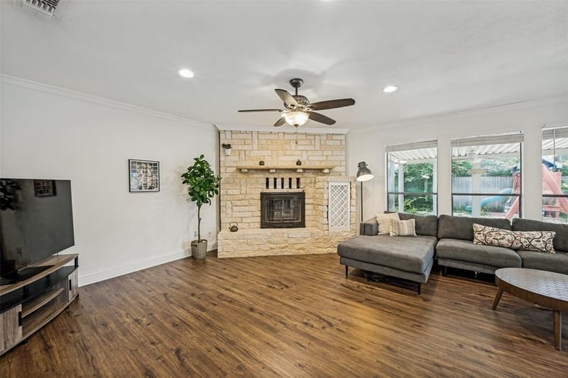 3410 Sheridan Court, Arlington TX 76017 - Photo 6