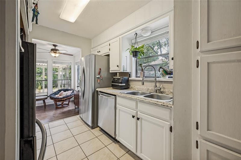 3410 Sheridan Court, Arlington TX 76017 - Photo 13