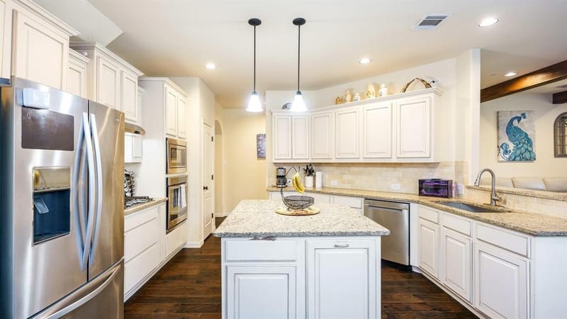 4328 Oak Chase Drive, Fort Worth TX 76244 - Photo 3