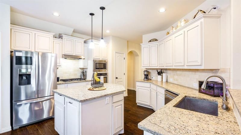 4328 Oak Chase Drive, Fort Worth TX 76244 - Photo 5