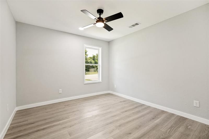 3027 Morgan Drive, Dallas TX 75241 - Photo 17