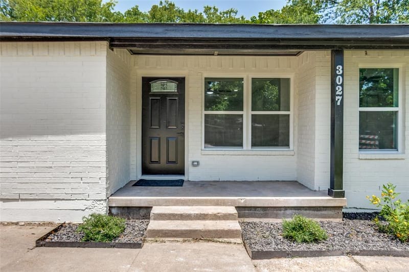 3027 Morgan Drive, Dallas TX 75241 - Photo 3