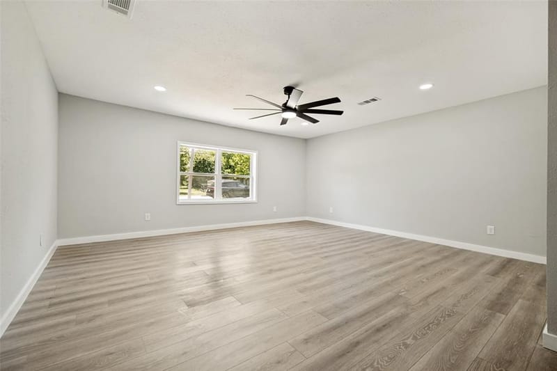 3027 Morgan Drive, Dallas TX 75241 - Photo 21
