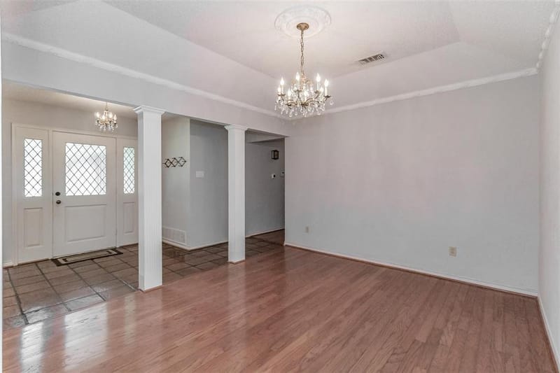2604 Twinpost Court, Irving TX 75062 - Photo 6