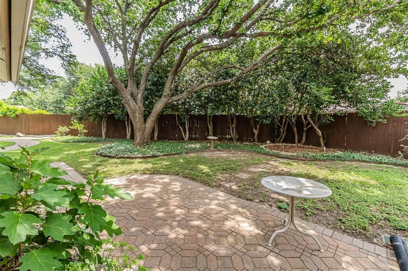 2604 Twinpost Court, Irving TX 75062 - Photo 13