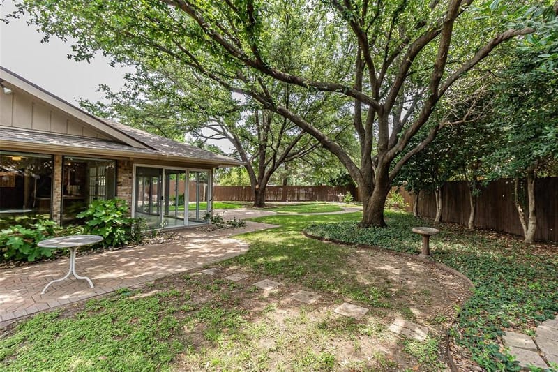 2604 Twinpost Court, Irving TX 75062 - Photo 14