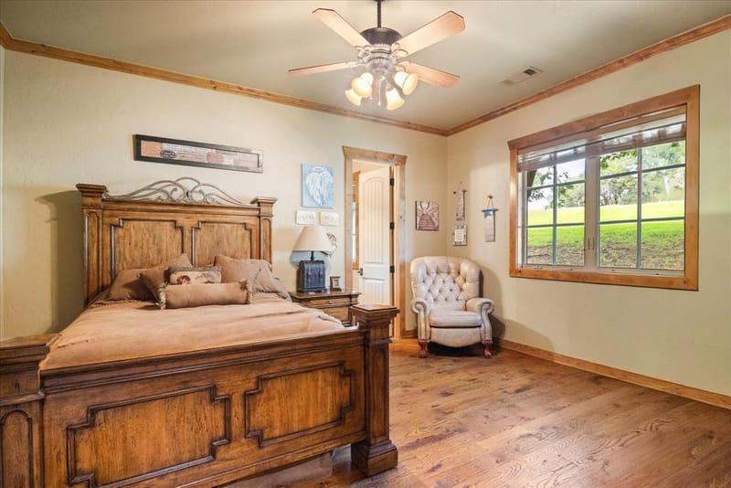 1101 Hidden Cove Trail, Granbury TX 76049 - Photo 4