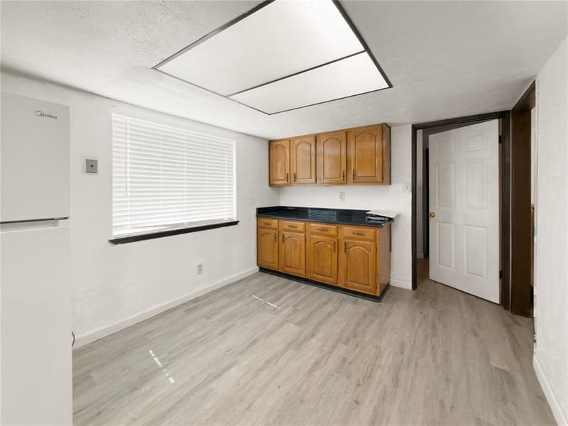 7717 Acapulco Road, Fort Worth TX 76112 - Photo 16