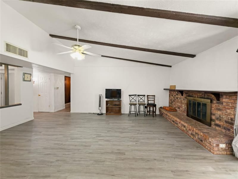 7717 Acapulco Road, Fort Worth TX 76112 - Photo 7