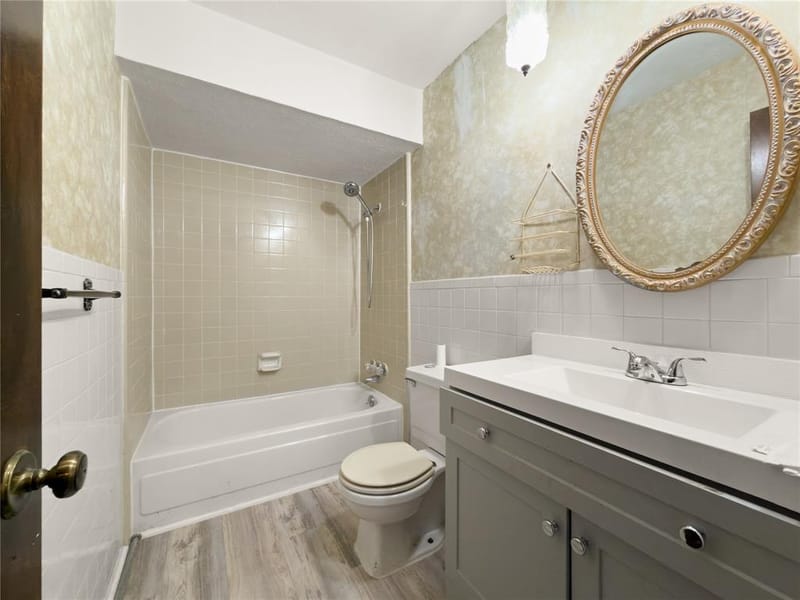 7717 Acapulco Road, Fort Worth TX 76112 - Photo 20