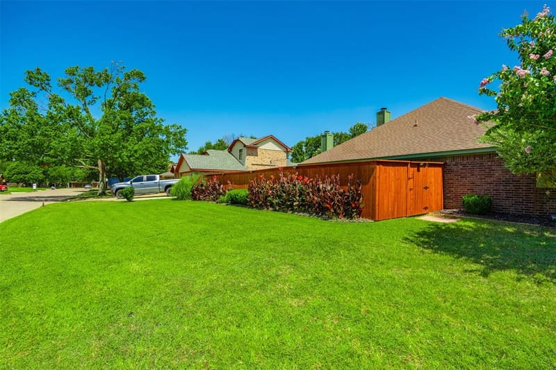 1221 Eagle Lake Drive, Azle TX 76020 - Photo 33